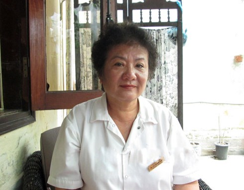 Chồng đi công tác nước ngoài, vợ mắc sùi mào gà từ hàng xóm - ảnh 2