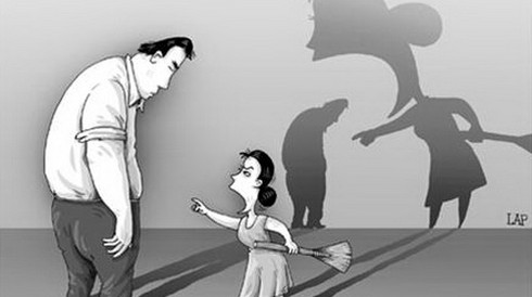 Vợ nghiện lô đề thuê đầu gấu đánh chồng ép ký giấy bán nhà - ảnh 1