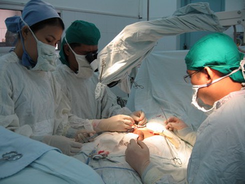 Cong dương vật do gãy khác với cong bẩm sinh như thế nào? - ảnh 1