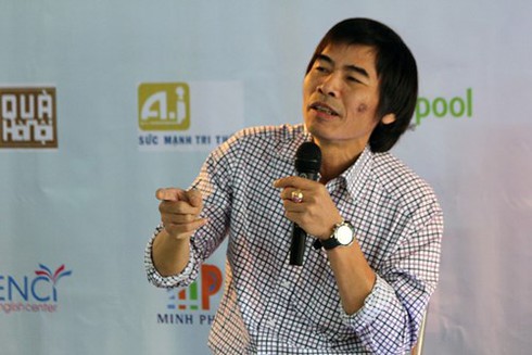 Tiến sĩ Lê Thẩm Dương: Đừng can thiệp quá sâu khi chọn trường cho con - ảnh 1