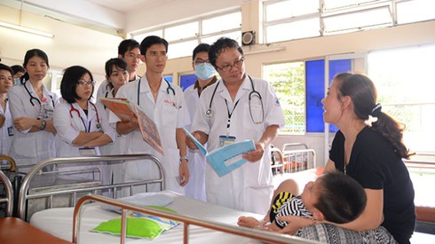 Bác sĩ của hàng nghìn