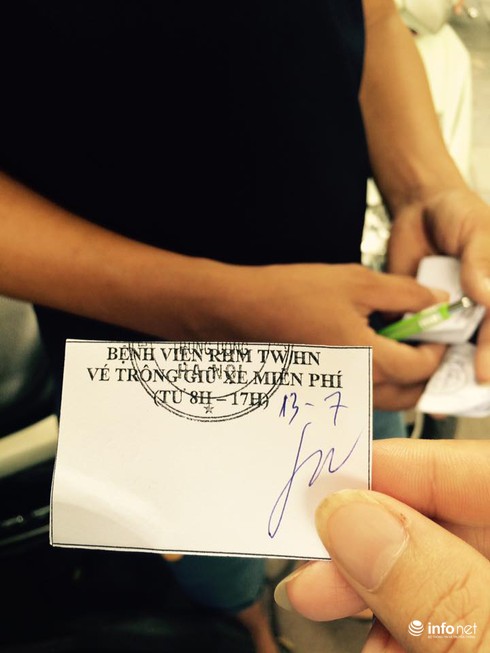 Hà Nội: Có một bệnh viện miễn phí gửi xe cho bệnh nhân - ảnh 2