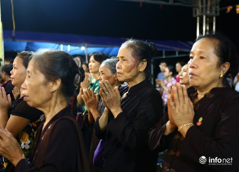 Nước mắt lăn dài khi nhắc tới mẹ - cha trong đại lễ Vu Lan - ảnh 5