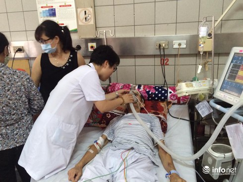 Ám ảnh những bộ da bọc xương ở nơi điều trị “nô lệ” của làn khói trắng - ảnh 1