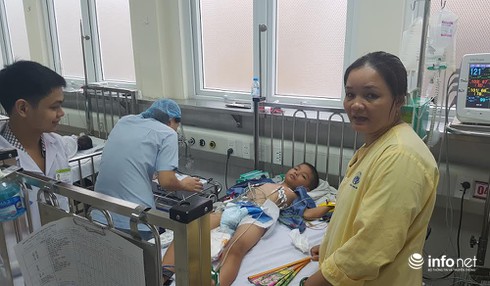Chuyến xe bão táp và cuộc hội chẩn qua Facebook giải cứu bé trai 9 tuổi - ảnh 1