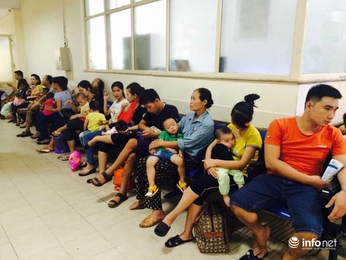 Sai lầm này bất cứ bố mẹ nào cũng mắc khiến con viêm phổi nặng - ảnh 2