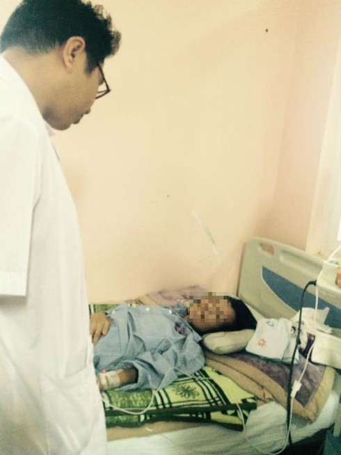 Nguy kịch, di căn khắp cơ thể khi chữa ung thư bằng nước lã với gạo lứt - ảnh 1