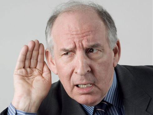 Tặng 200 máy trợ thính cho bệnh nhân - ảnh 1