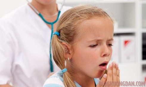 Sai lầm chết người của cha mẹ khi thấy con ho - ảnh 1