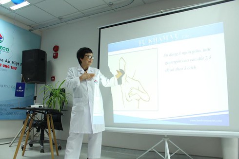 Khám sàng lọc miễn phí ung thư vú, cổ tử cung - ảnh 1