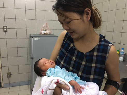 Sản phụ suy thận giai đoạn cuối sinh con khỏe mạnh - ảnh 1