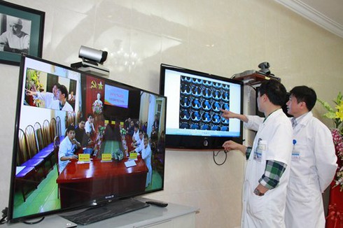 Hỗ trợ trực tuyến tuyến dưới, cánh tay nối dài cho bác sĩ - ảnh 1