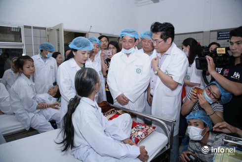 Vụ sốc phản vệ ở Hòa Bình: Bộ Y tế sẽ thành lập hội đồng chuyên gia độc lập - ảnh 3