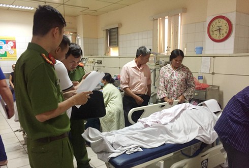 Vụ sốc phản vệ ở Hoà Bình: Tồn dư hoá chất gấp 260 lần trong nước chạy thận - ảnh 1