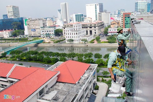 An toàn trong lao động còn đó những nỗi lo - ảnh 1