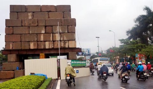 Hãi hùng những “bẫy tử thần” tại các công trình đang thi công - ảnh 2