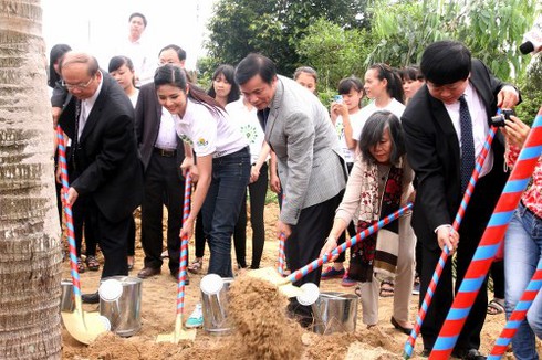 Trồng 13.000 cây xanh tại khu mộ Đại tướng Võ Nguyên Giáp - ảnh 4