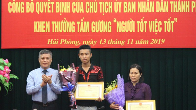 Hải Phòng: Khen thưởng, biểu dương 2 tấm gương “Người tốt, việc tốt”