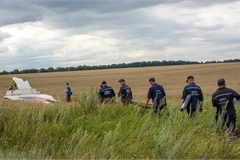 Ukraine sa thải sáu công tố viên điều tra vụ bắn rơi máy bay MH17
