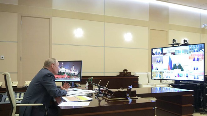 Tổng thống Nga Putin tổ chức họp chính phủ trực tuyến về tình hình dịch Covid-19