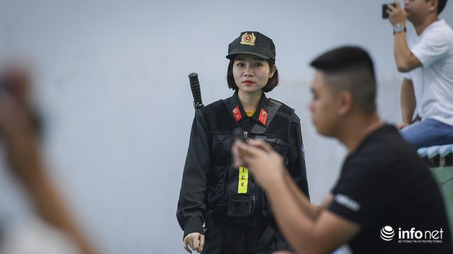 An ninh thắt chặt xung quanh buổi tập của đội tuyển quốc gia Việt Nam