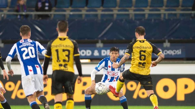 Văn Hậu ra sân, SC Heerenveen thắng lớn ở cúp Quốc gia Hà Lan
