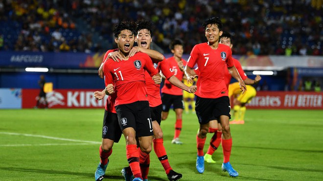 VCK U23 Châu Á 2020: U23 Hàn Quốc thắng nhọc U23 Trung Quốc ở... phút bù giờ
