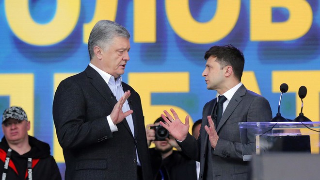 Thực hư ekip của ông Poroshenko lên kế hoạch phá hoại lễ nhậm chức của Zelensky?