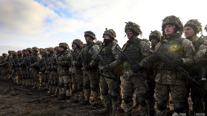 Cố vấn quân sự của Tổng thống đắc cử Zelensky “chốt” thời hạn kiểm soát Donbass