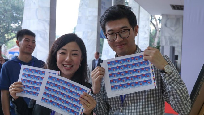Bán hết 800.000 bộ tem “Chào mừng Hội nghị Thượng đỉnh Hoa Kỳ - Triều Tiên” chỉ sau một ngày