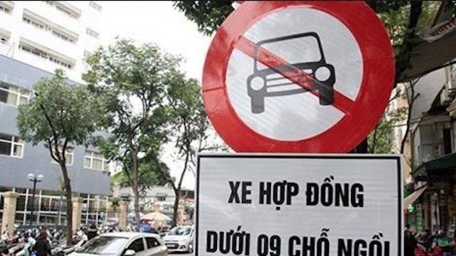 Đề xuất bỏ biến cấm taxi, xe hợp đồng dưới 9 chỗ trên nhiều tuyến phố Hà Nội