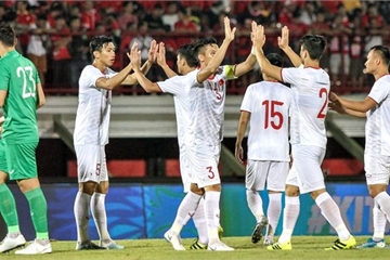 Việt Nam lọt top 4 đội nhì bảng, tăng bậc trên BXH FIFA