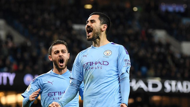 Kun Aguero bị ngó lơ, Man City vẫn thắng dễ Leicester City