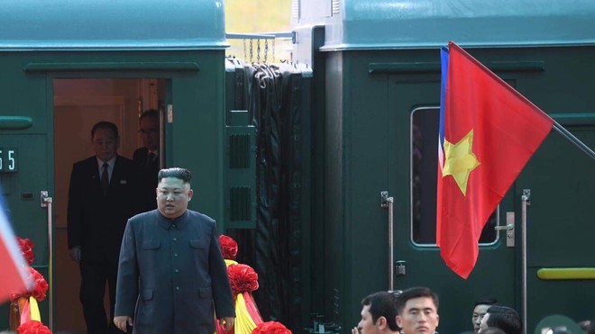 Video: Toàn cảnh lễ đón Chủ tịch Triều Tiên Kim Jong Un tại ga Đồng Đăng