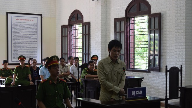 Quảng Bình: Tuyên án tử hình đối tượng người nước ngoài vận chuyển 300kg ma túy