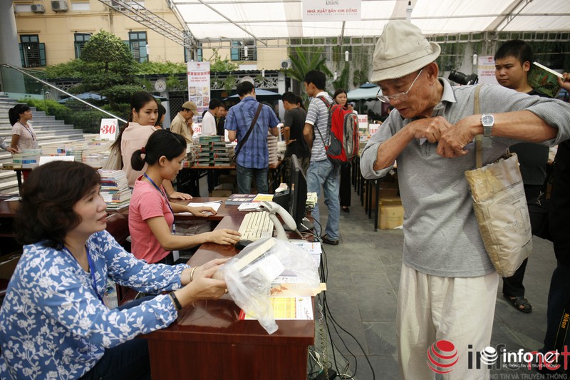 Khai mạc Hội sách mùa thu 2014 mừng 10/10 - ảnh 10