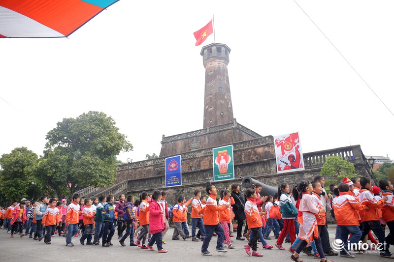 Muôn vẻ vũ khí tự chế của Việt Nam gây khiếp đảm đối phương - ảnh 13