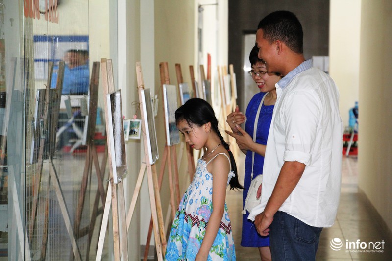 Triển lãm 10.000 bức ảnh chân dung trẻ em vùng cao - ảnh 9