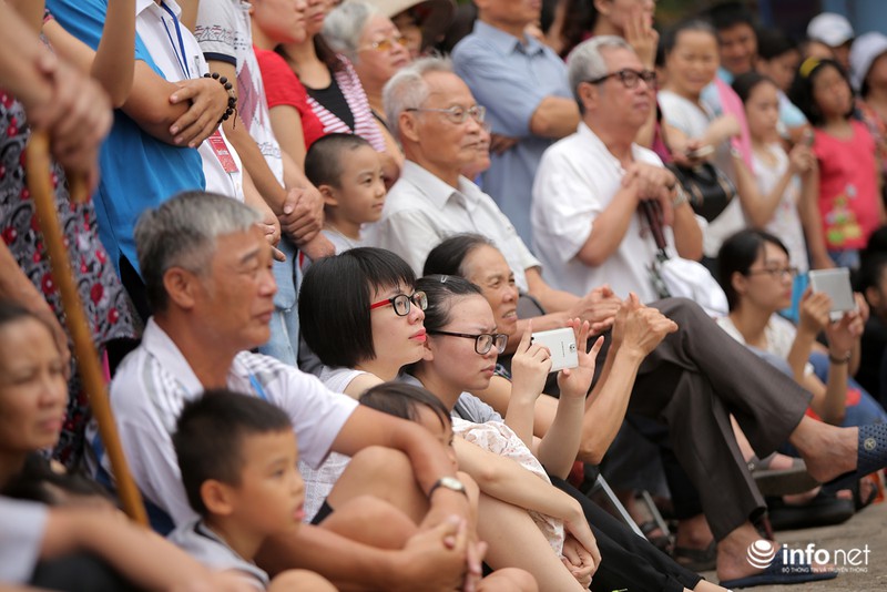 Pha biểu diễn tuyệt kỹ đánh bắt tội phạm của Bộ đội Biên phòng - ảnh 3