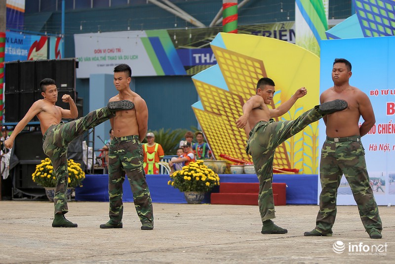 Pha biểu diễn tuyệt kỹ đánh bắt tội phạm của Bộ đội Biên phòng - ảnh 9