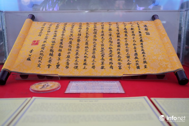 Tận mắt ngắm tư liệu cổ ngành xuất bản - ảnh 10