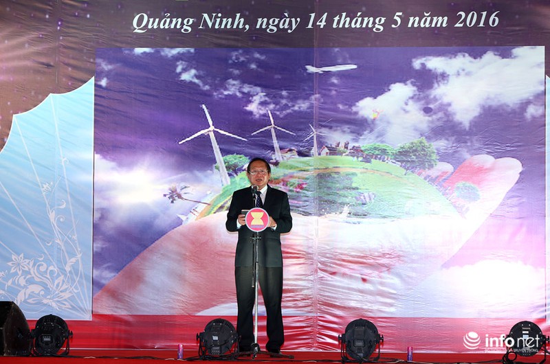 Khai mạc Triển lãm Ảnh và Phim phóng sự - Tài liệu trong Cộng đồng ASEAN - ảnh 1