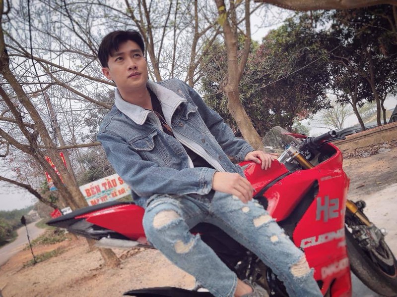 Đọ độ giàu có của cặp diễn viên hot nhất 'Về nhà đi con'