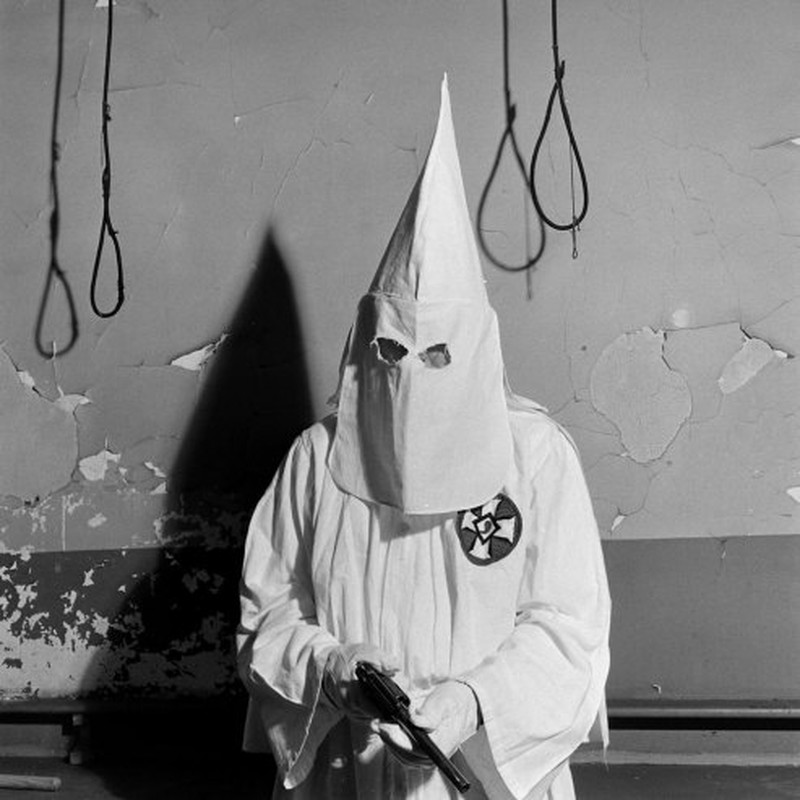 Hình ảnh hành lễ bí ẩn của hội Ku Klux Klan những năm 1940 - ảnh 10