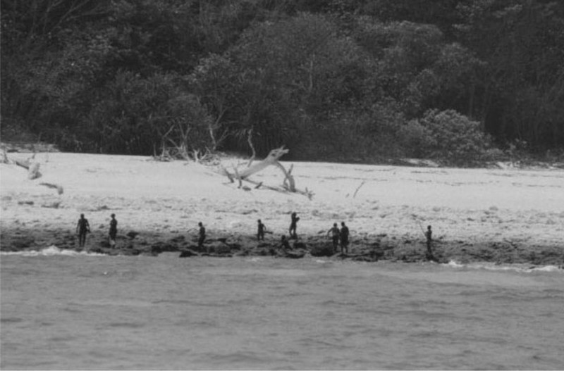 Bộ tộc 60.000 năm sống khép kín, giết bất kỳ ai dám tiếp cận - ảnh 6