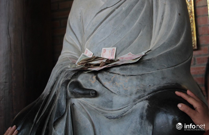 Kỳ cục tượng phật