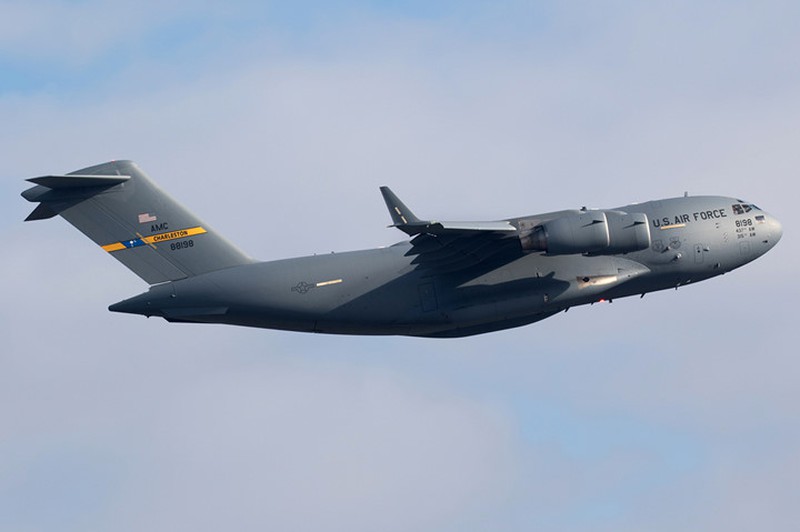 C-17 - Máy bay vận tải khủng chuyên phục vụ Tổng thống Mỹ - ảnh 4