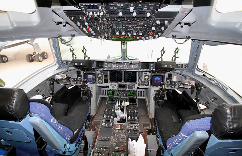 C-17 - Máy bay vận tải khủng chuyên phục vụ Tổng thống Mỹ - ảnh 7