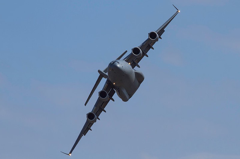 C-17 - Máy bay vận tải khủng chuyên phục vụ Tổng thống Mỹ - ảnh 8