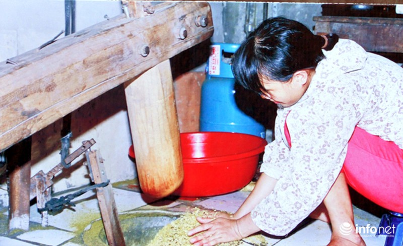 Biển người nô nức đến xem hội “Làng cốm Mễ Trì” - ảnh 11